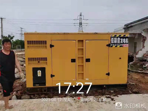康明斯200kw发电机匹配金利德200的泥浆分离器在湖北荆州施工
